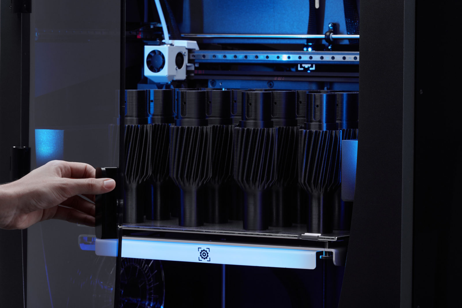 BCN3D Epsilon 3D Printer full enclosure safety pause